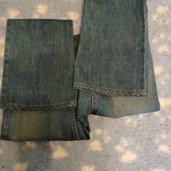 Women's NWOT Juicy Couture dirty wash mid rise flare leg Sz 27 - Picture 6 of 6